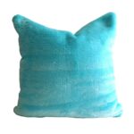 DEPLUSBELLE housse de coussin en fause fourrure bleue azure et néoprène corail 40x40 cm - facile à nettoyer!